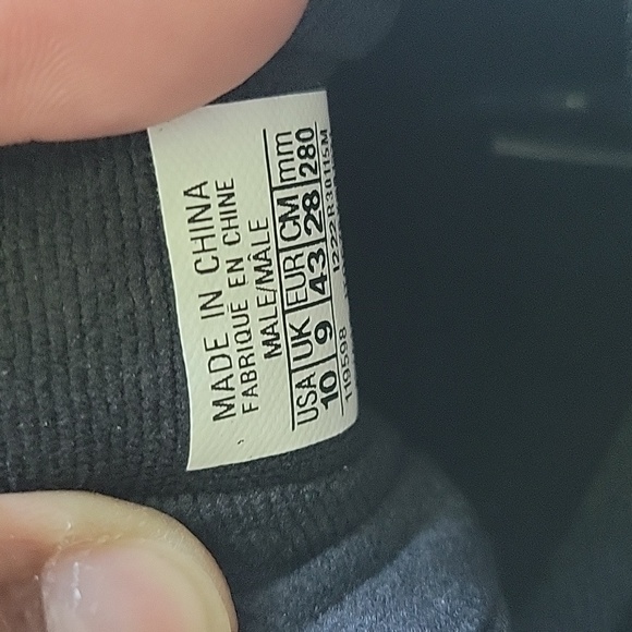 Men's Reebok Classic - Picture 5 of 5